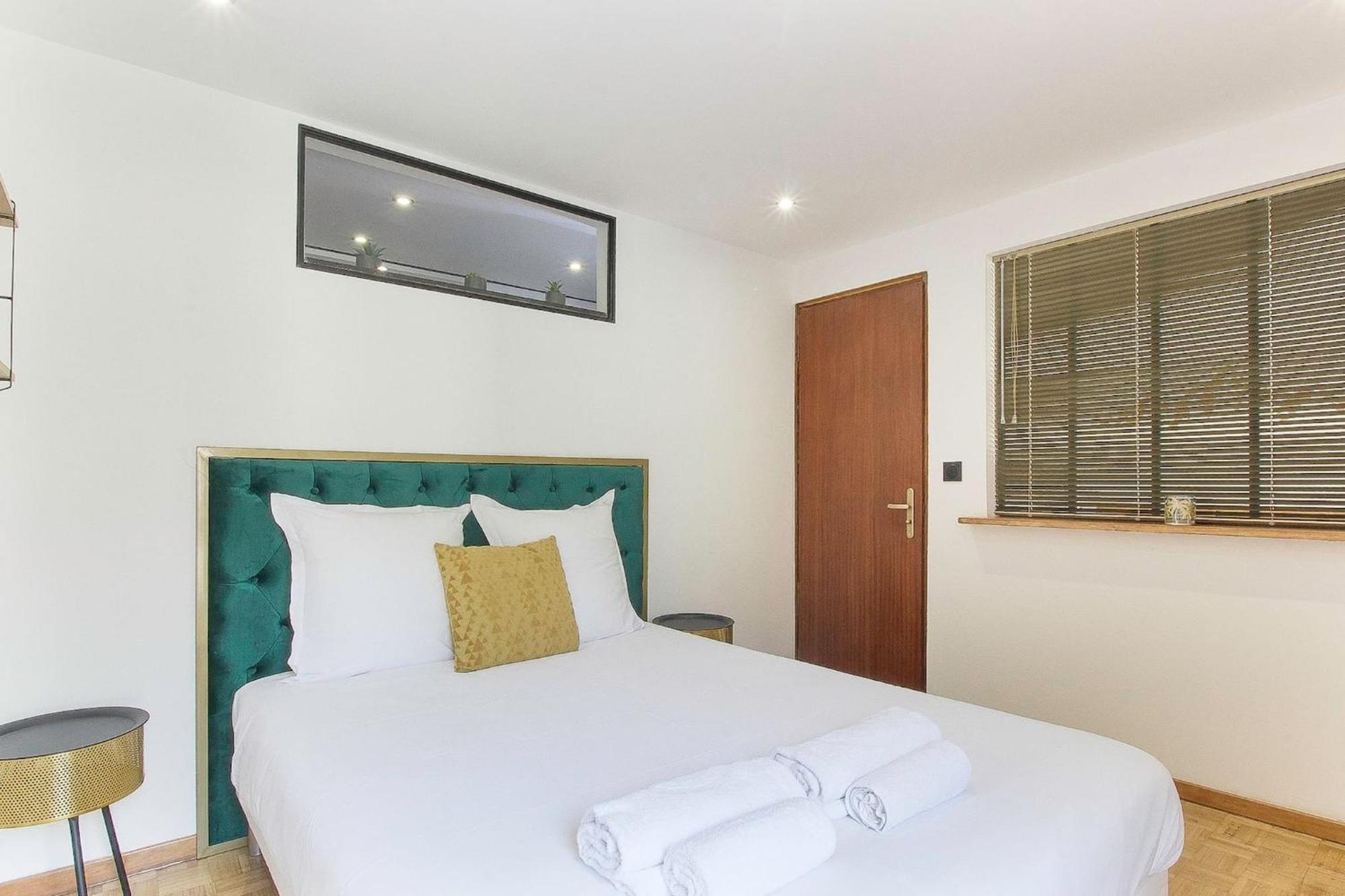 אוש Bellevarde Apt - Newly Renovated - Central - Beside Tmb Start/End מראה חיצוני תמונה