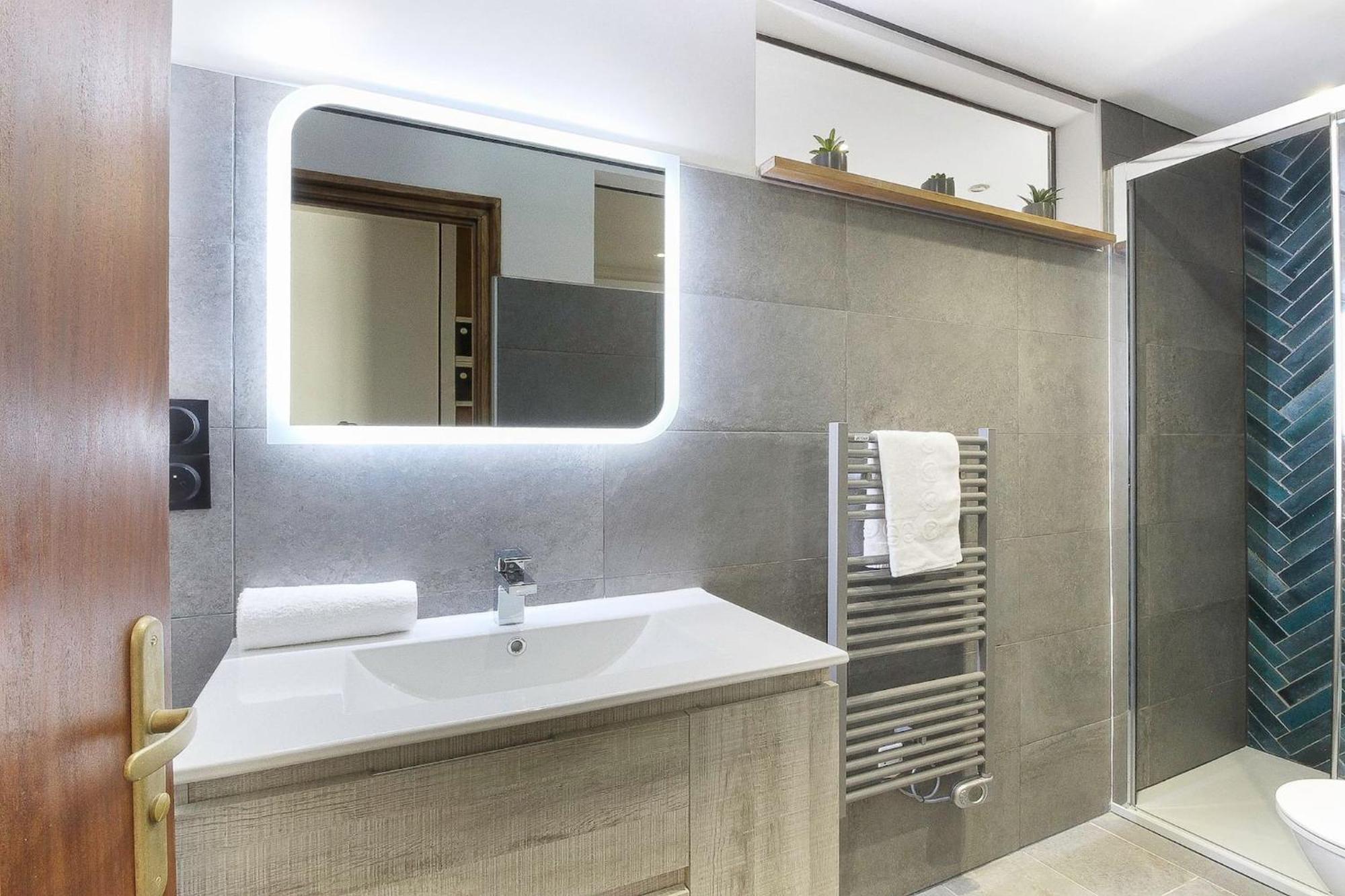 אוש Bellevarde Apt - Newly Renovated - Central - Beside Tmb Start/End מראה חיצוני תמונה